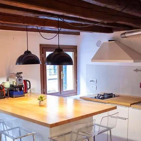 Feriehus Erbe Canal View Private House Venedig